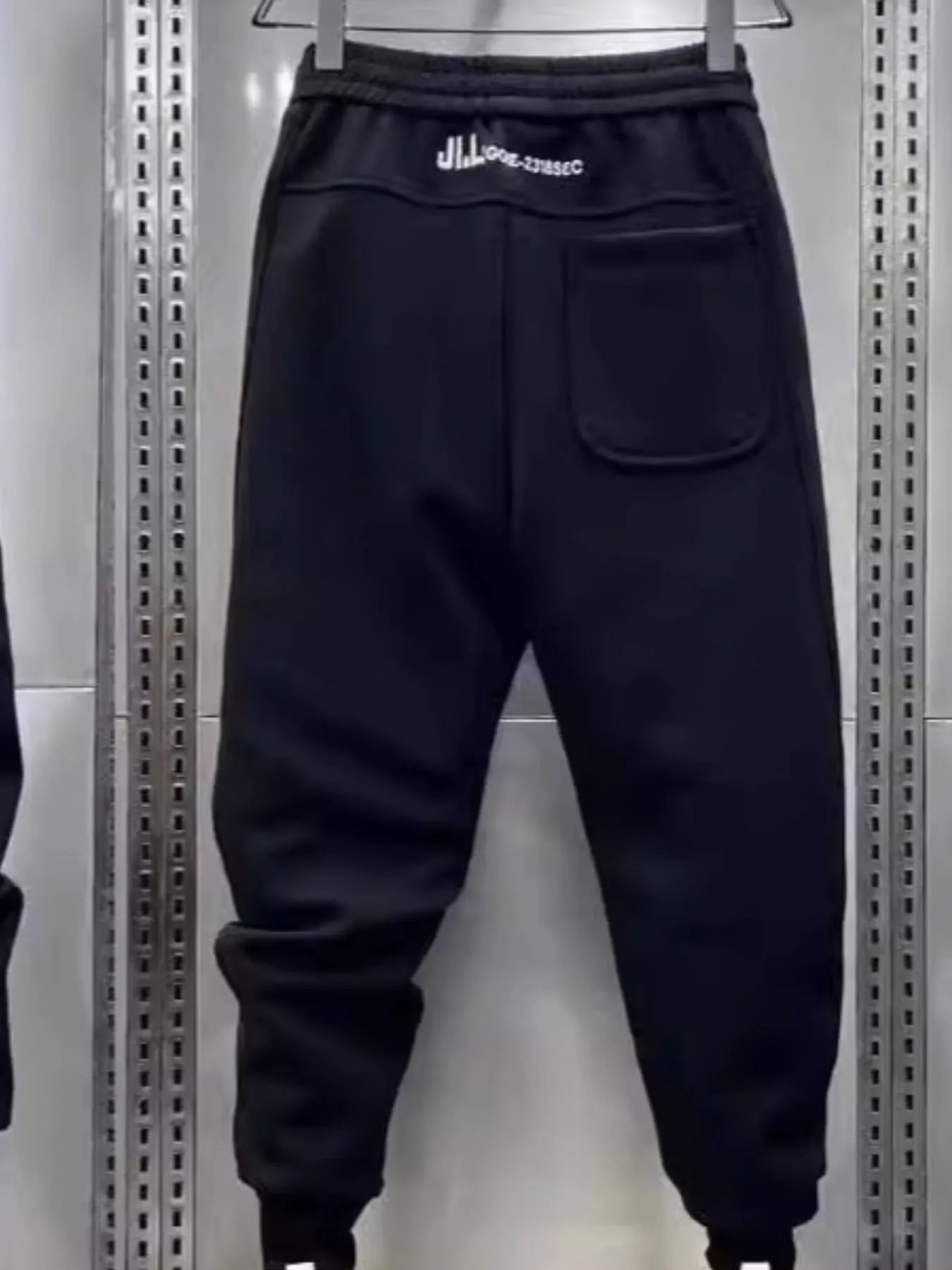 6af5fd0e-d45e-487c-b322-76619cdb42bc-Max-Origin